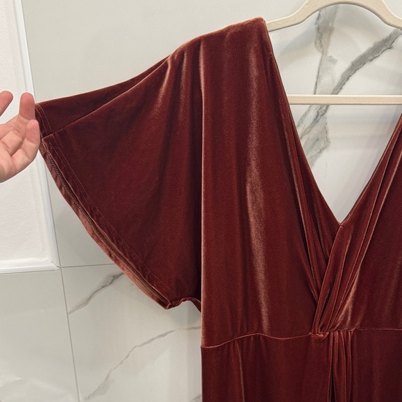 Revelry Plus Size Deep Burgundy Formal Velvet Dress | Plus Size - Picture 4 of 9